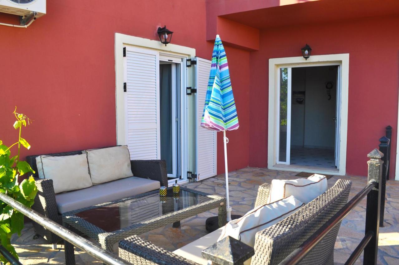 Large Apartment By The Pool - Pelekas Beach, Corfu Zewnętrze zdjęcie