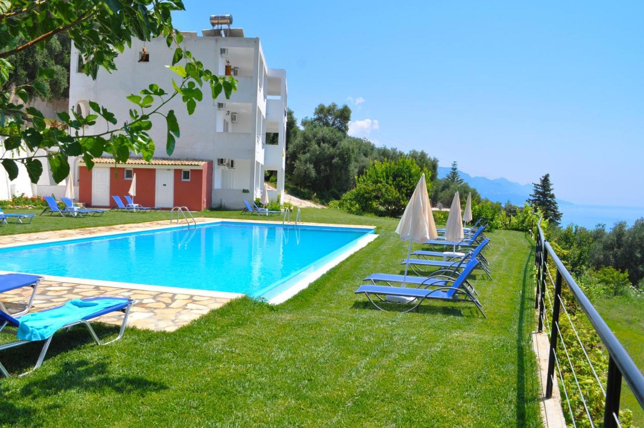 Large Apartment By The Pool - Pelekas Beach, Corfu Zewnętrze zdjęcie