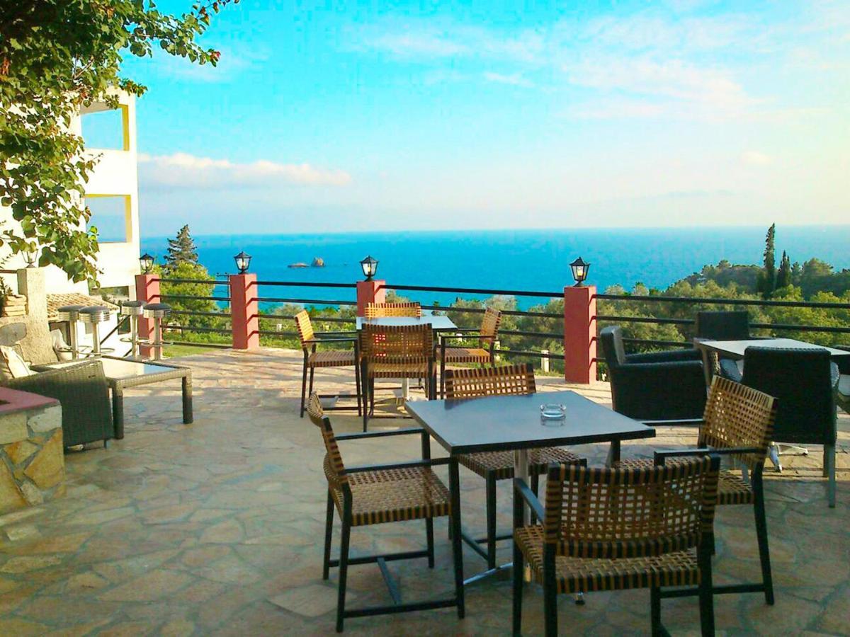 Large Apartment By The Pool - Pelekas Beach, Corfu Zewnętrze zdjęcie