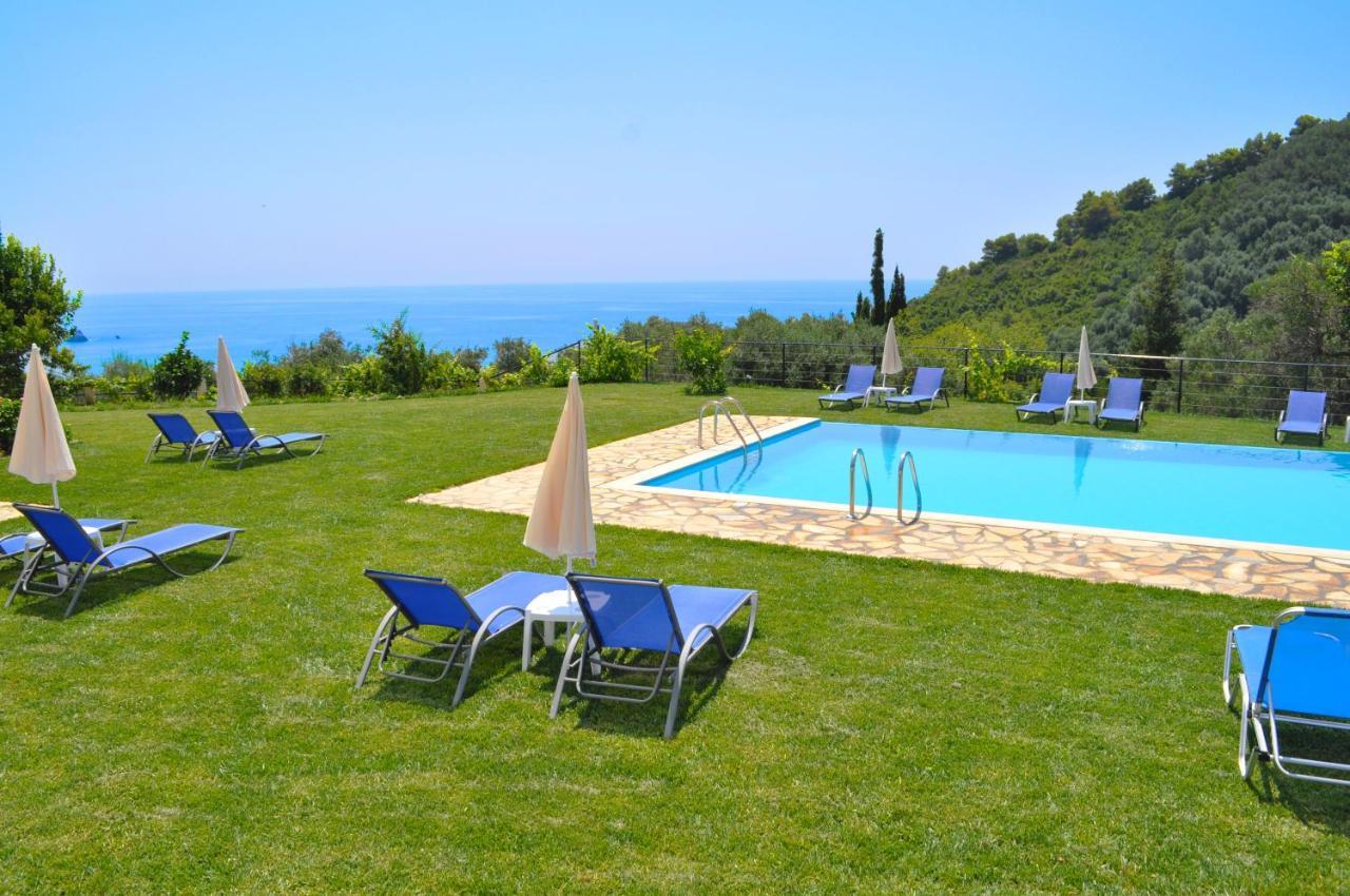 Large Apartment By The Pool - Pelekas Beach, Corfu Zewnętrze zdjęcie