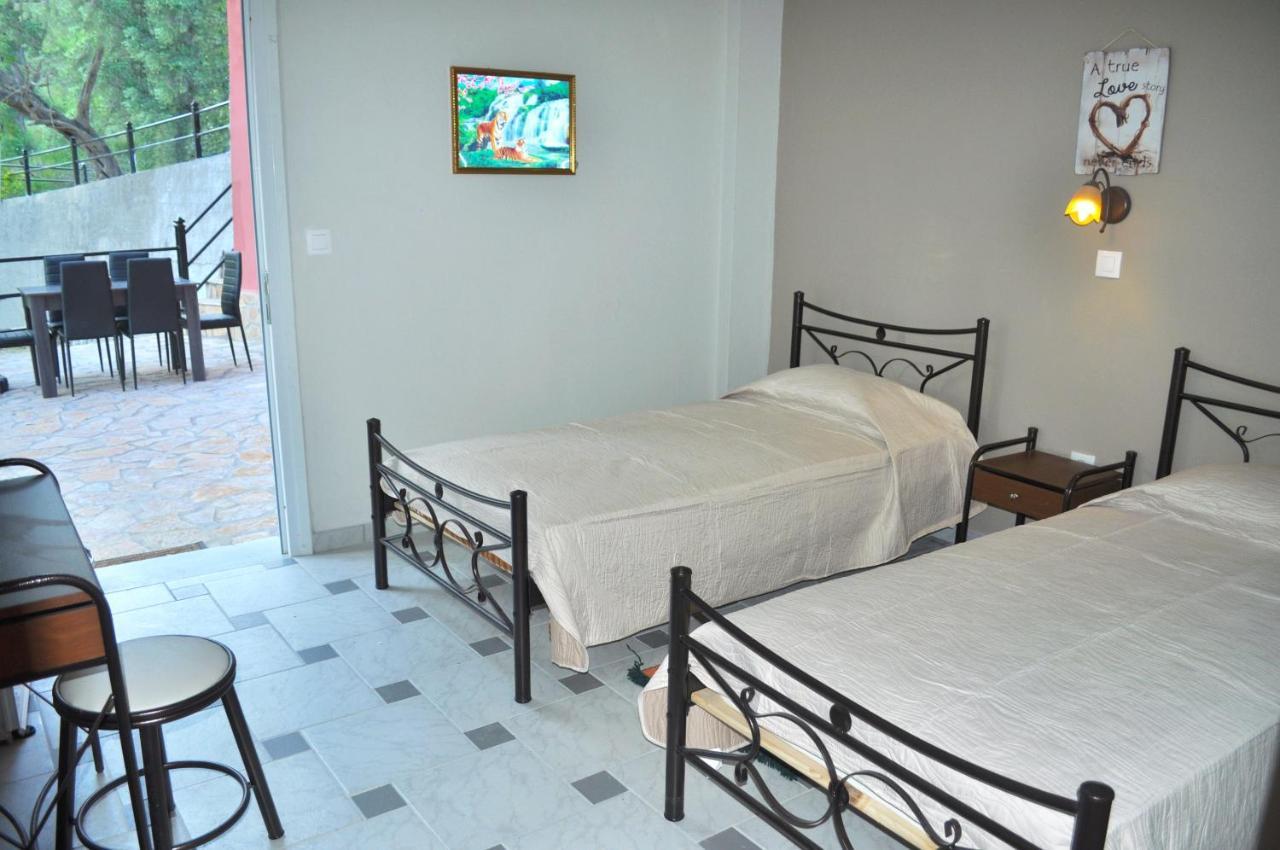 Large Apartment By The Pool - Pelekas Beach, Corfu Zewnętrze zdjęcie